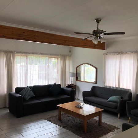 Danville Forest Guest House & Apartments Durban Bagian luar foto