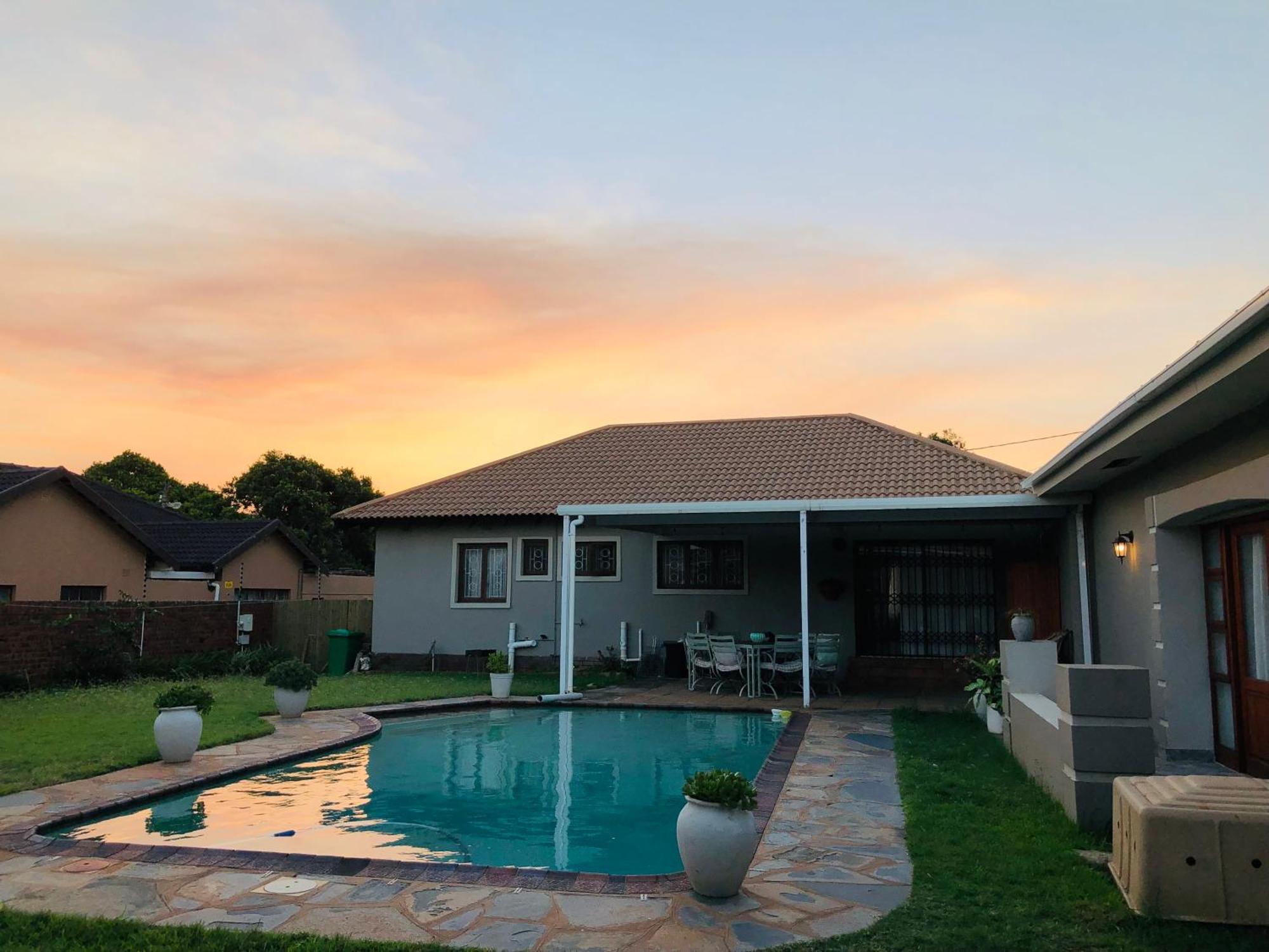Danville Forest Guest House & Apartments Durban Bagian luar foto