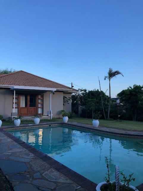 Danville Forest Guest House & Apartments Durban Bagian luar foto