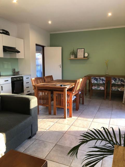 Danville Forest Guest House & Apartments Durban Bagian luar foto