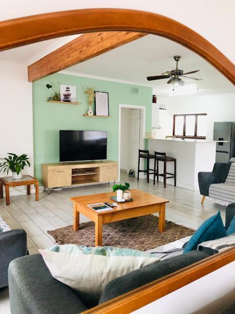 Danville Forest Guest House & Apartments Durban Bagian luar foto