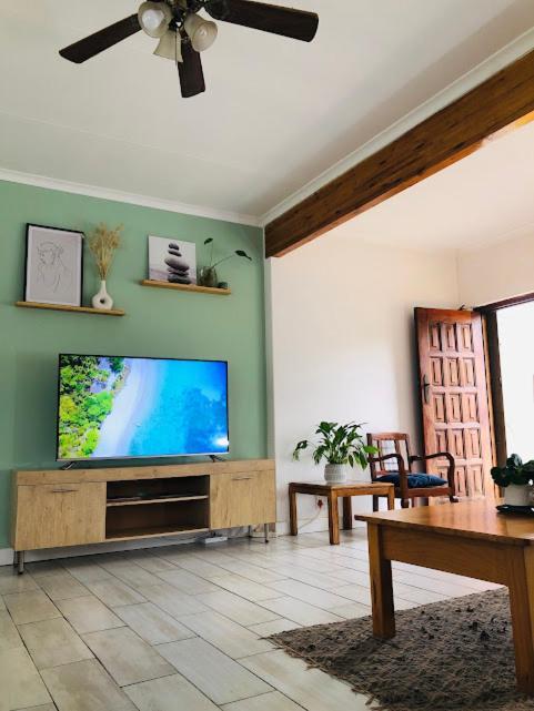 Danville Forest Guest House & Apartments Durban Bagian luar foto