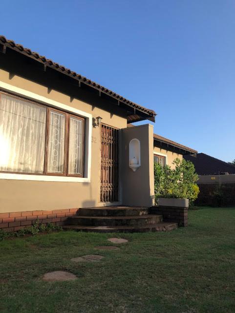 Danville Forest Guest House & Apartments Durban Bagian luar foto