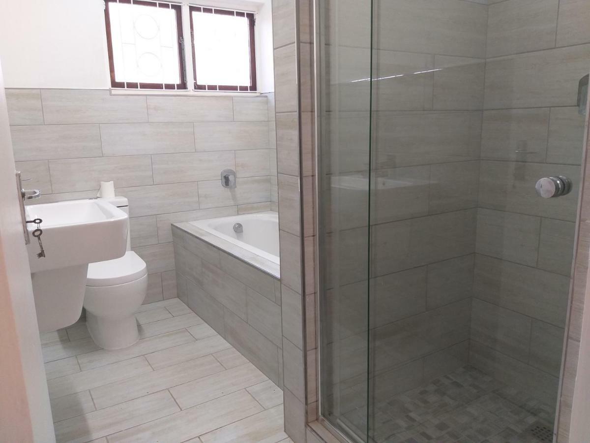 Danville Forest Guest House & Apartments Durban Bagian luar foto